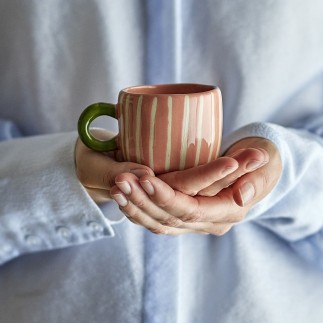 Petite tasse coloree rayures gres Bloomingville Nini