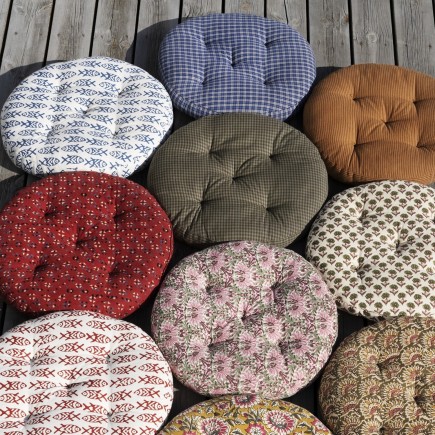Coussin de chaise rond raye coton marron Madam Stoltz