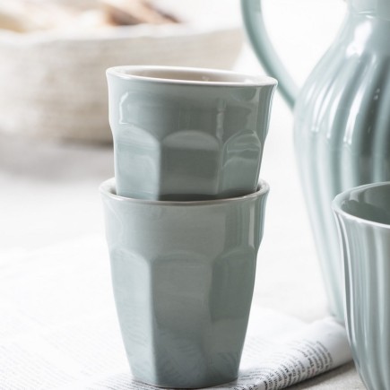 Gerippter Kaffeebecher aus Steingut von IB Laursen