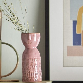 petit vase rose gres visage souriant bloomingville embla