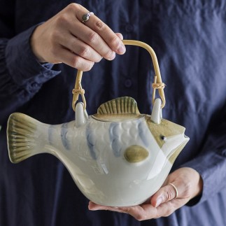 Theiere poisson gres infuseur Bloomingville Wrenna
