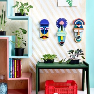 Dekorative Wandmaske aus Pappe von Studio Roof Brooklyn
